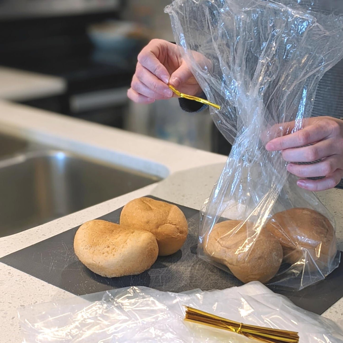 Reusable Plastic Bread Bags for Homemade Bread - 50 Pack Clear Bag with Ties For An Airtight Moisture-free Preservation and Storage - Loaf For Home Bakers and Bakery Owners