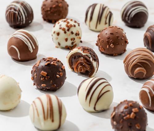 Christmas Chocolate Gift Basket Wreath Tin – Festive Truffle Box for Men Women Families Corporate –Bonnie and Pop