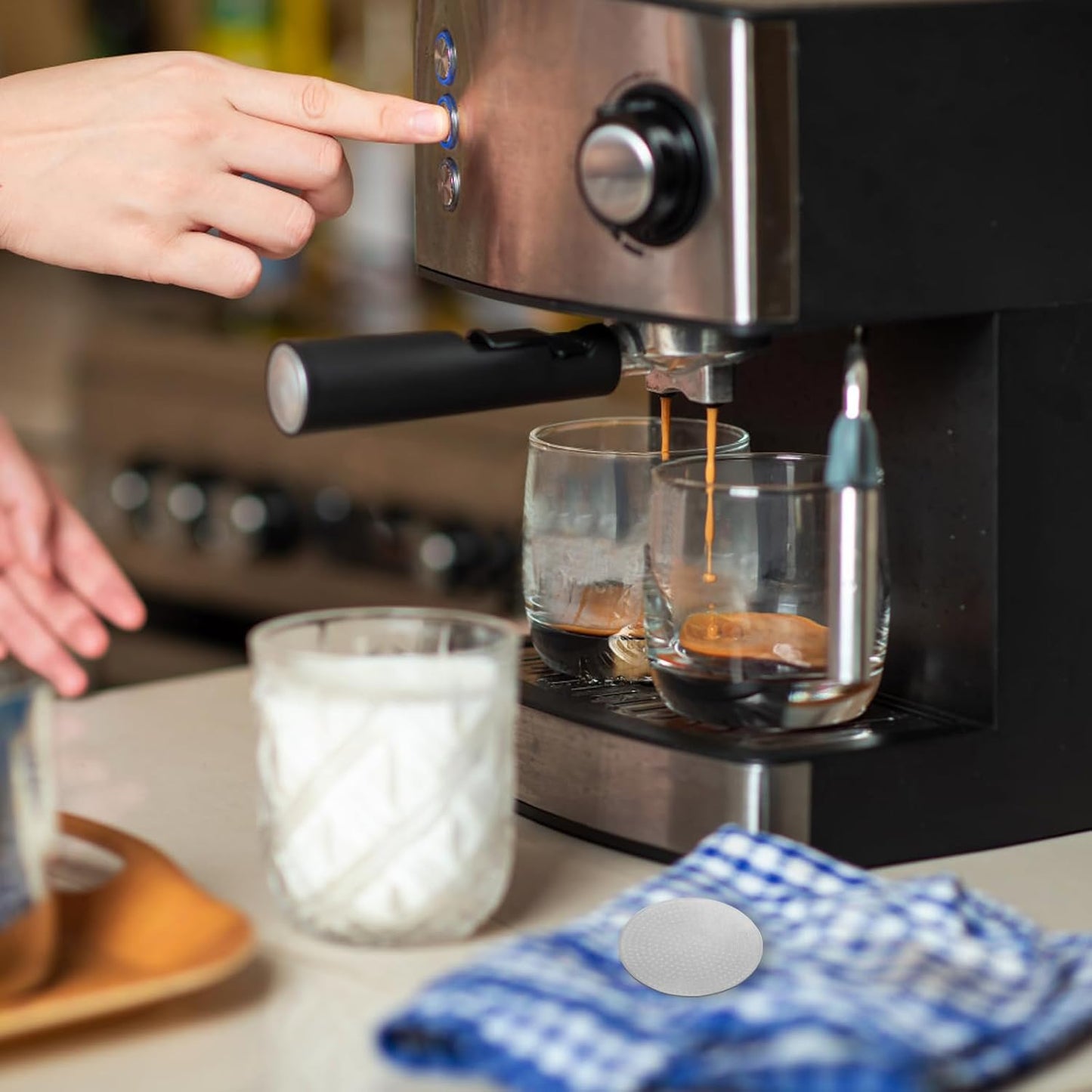 Utoolmart 2 Pack 53mm Espresso Puck Screen, 0.8mm Ultra Thin Coffee Espresso Filter Screen, Mesh Reusable Metal Filter for Espresso Portafilter Filter Basket 54mm