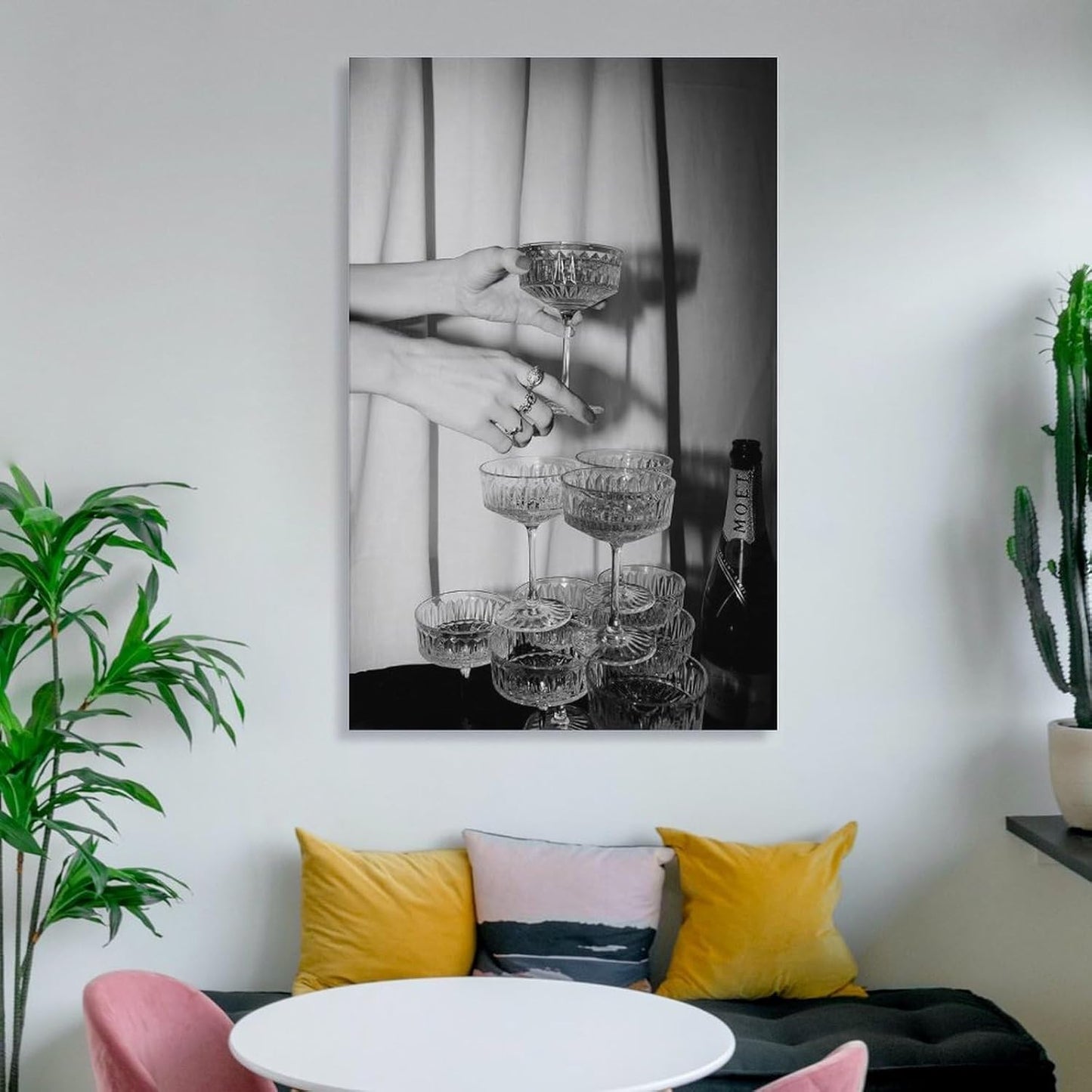 Black And White Champagne Glasses Canvas Wall Art Retro Funky Bar Cart Art Decor Retro Champagne Tower Poster Vintage Photography Wall Art Kitchen Dining Room Pub Prints 20x30inch(50x75cm)