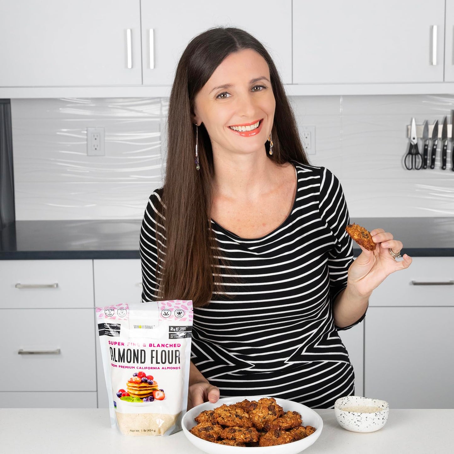 Wholesome Yum Premium Fine Blanched Almond Flour For Baking & More (16 oz / 1 lb) - Low Carb, Gluten Free, Non GMO, Keto Friendly Flour Substitute With Ground Almonds