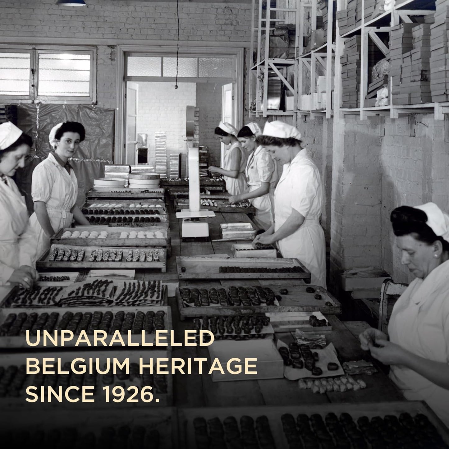 Godiva Gold Assorted Chocolate Gift Box, Belgian Dark and Milk Chocolates with Pralinés, Ganaches & Caramels, Gourmet Gift for Birthdays, Holidays, Non-GMO & Kosher, 30 Pc